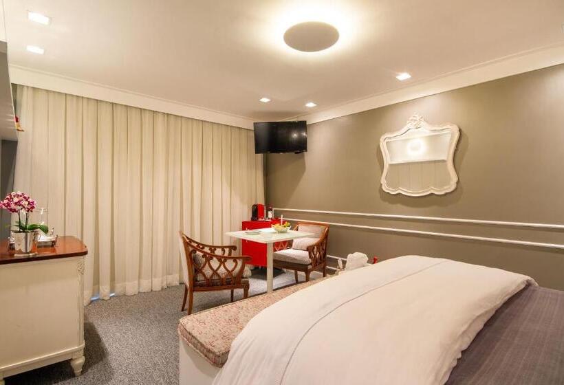 Casa Regaleira Hotel Boutique