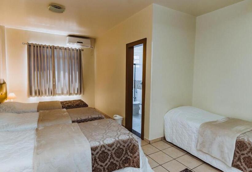 ホテル Cafezal Palace