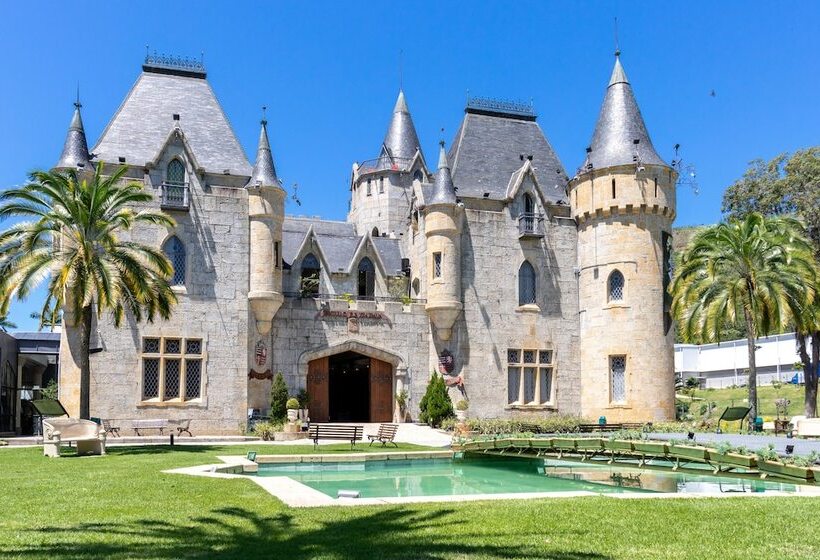 Castelo De Itaipava   Hotel, Eventos E Gastronomia
