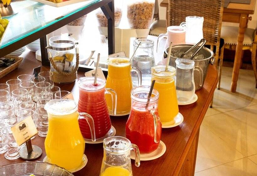 Castelo De Itaipava   Hotel, Eventos E Gastronomia