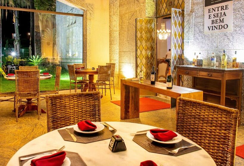 Castelo De Itaipava   Hotel, Eventos E Gastronomia