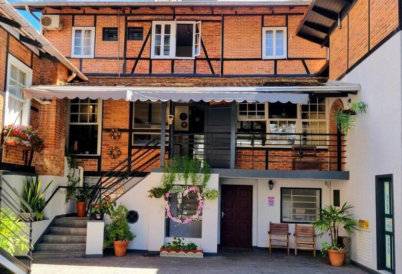 בית מלון כפרי Hermann