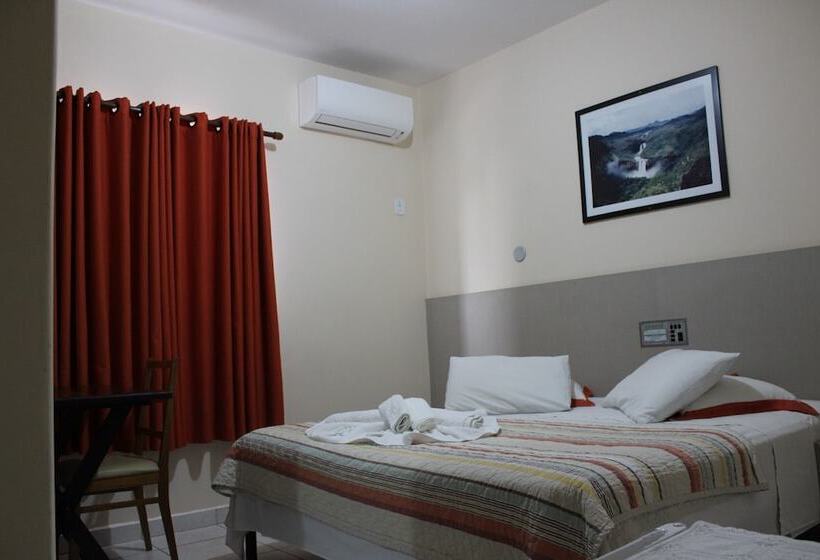 호텔 Limeira Plaza