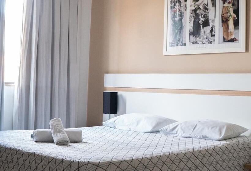 فندق Monza Comfort