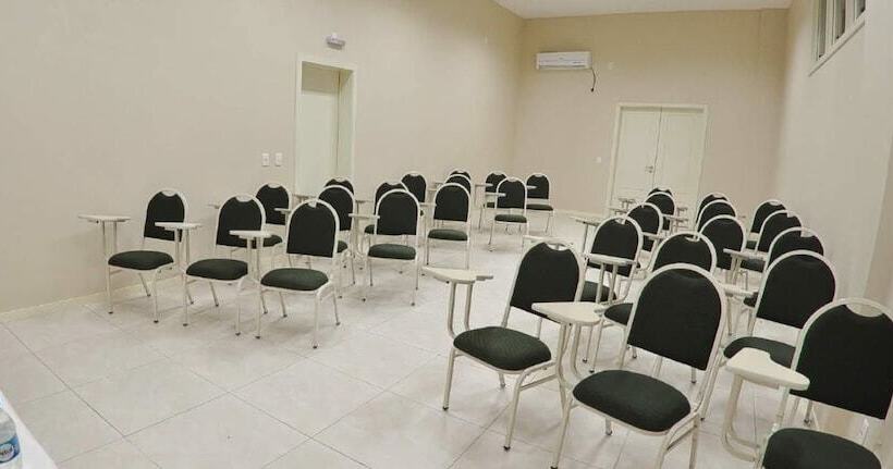 בית מלון כפרי Rothenburg