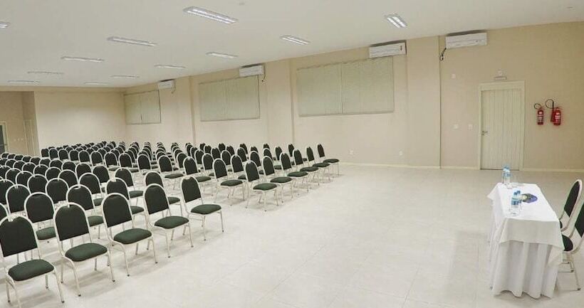 בית מלון כפרי Rothenburg