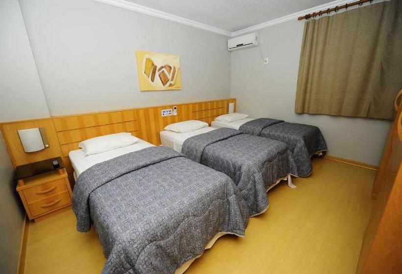 Отель Saint Louis