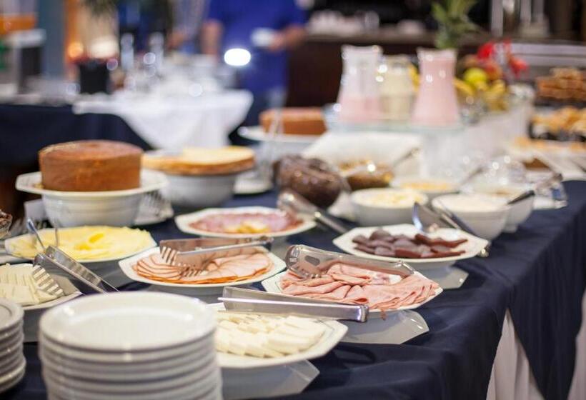 Отель Saint Louis