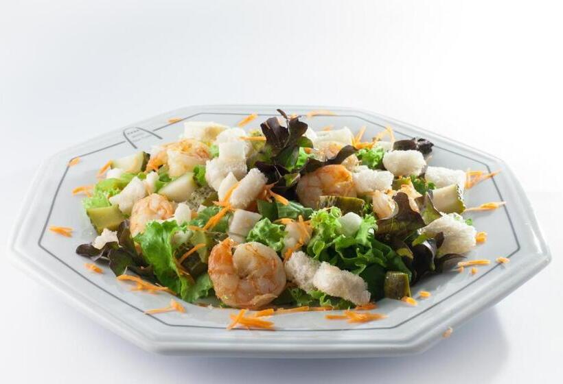 Отель Saint Louis