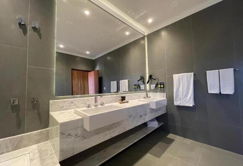 Santa Clara Eco Resort