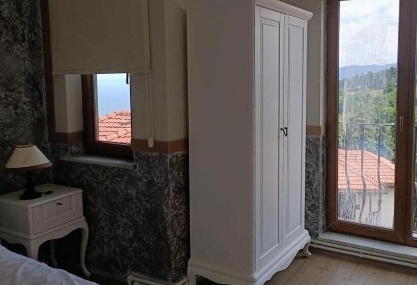 Akamoy Boztepe Hotel & Restaurant