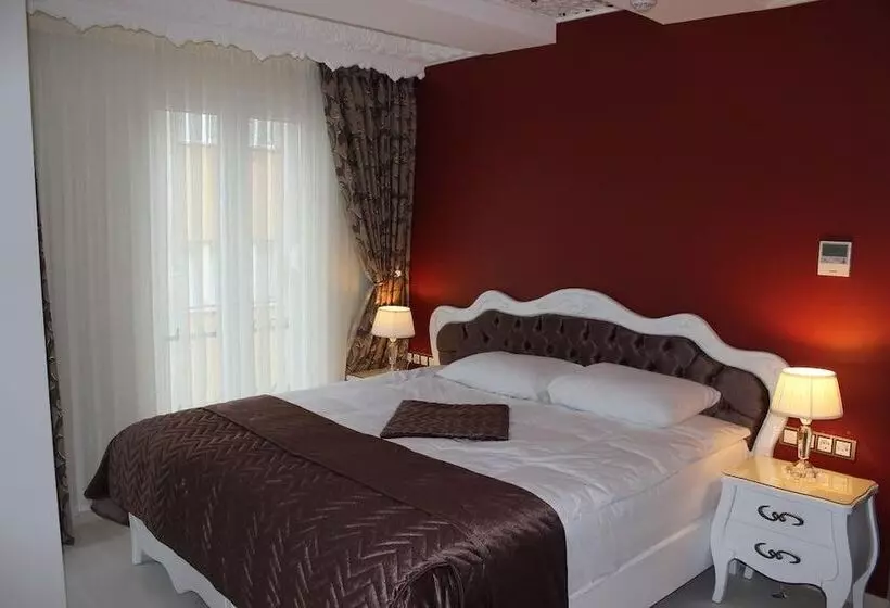 Azade Butik Otel