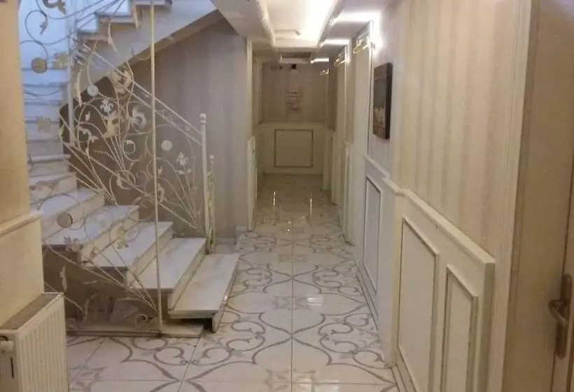 Azade Butik Otel
