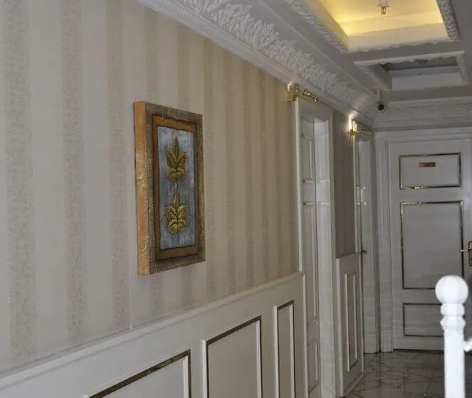 Azade Butik Otel