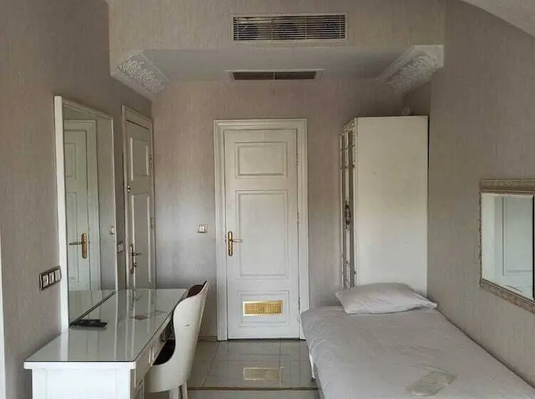 Azade Butik Otel