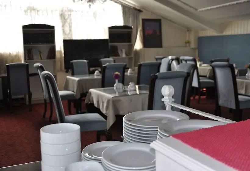 Azade Butik Otel