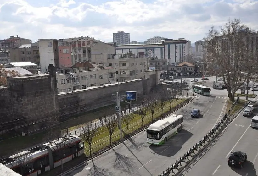 Azade Butik Otel