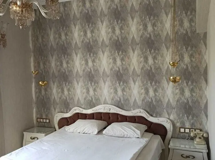 Azade Butik Otel