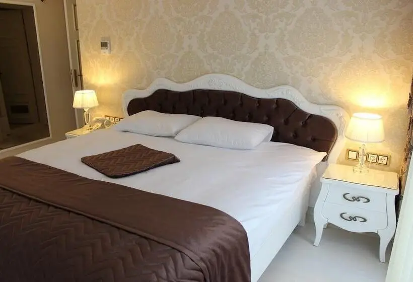 Azade Butik Otel