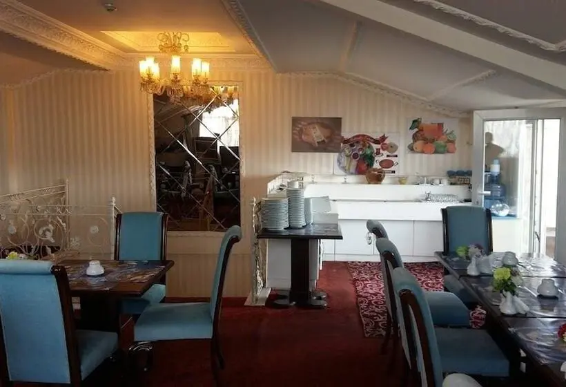 Azade Butik Otel