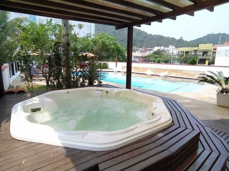 ホテル Joao De Barro