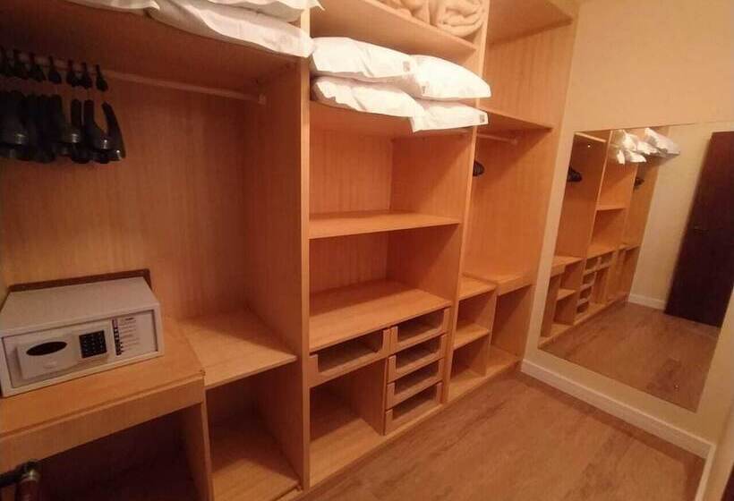 ホテル Joao De Barro