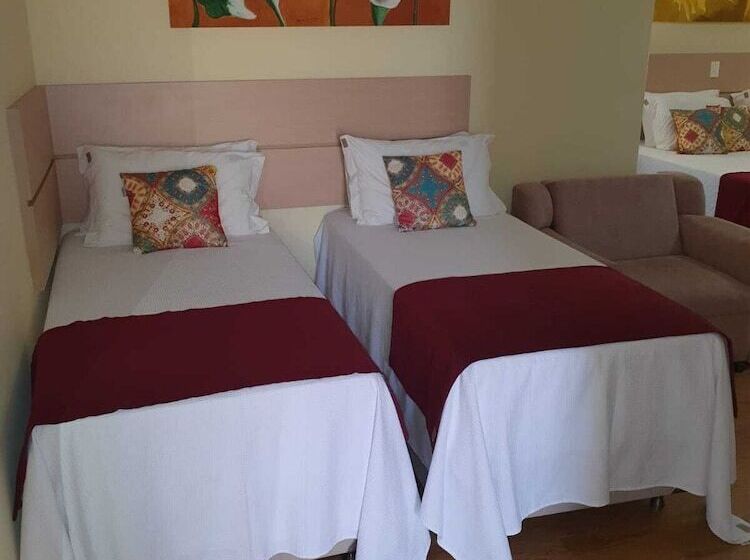 ホテル Joao De Barro