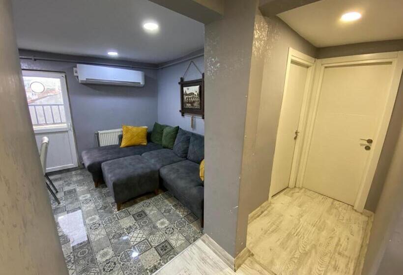 ホテル Orange Airport