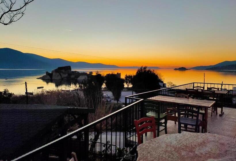 Отель Selenes Pansiyon