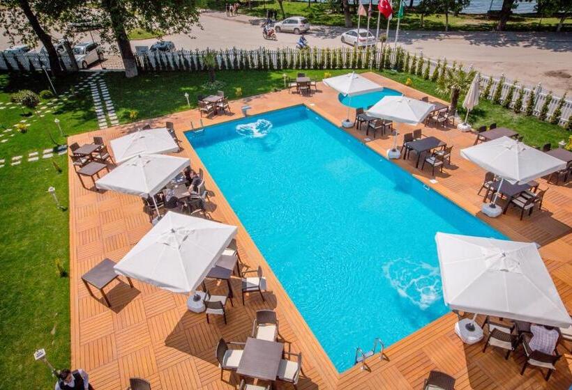 Limnades Hotel İznik