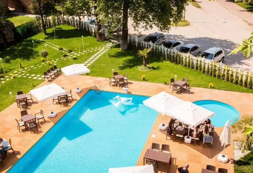 Limnades Hotel İznik