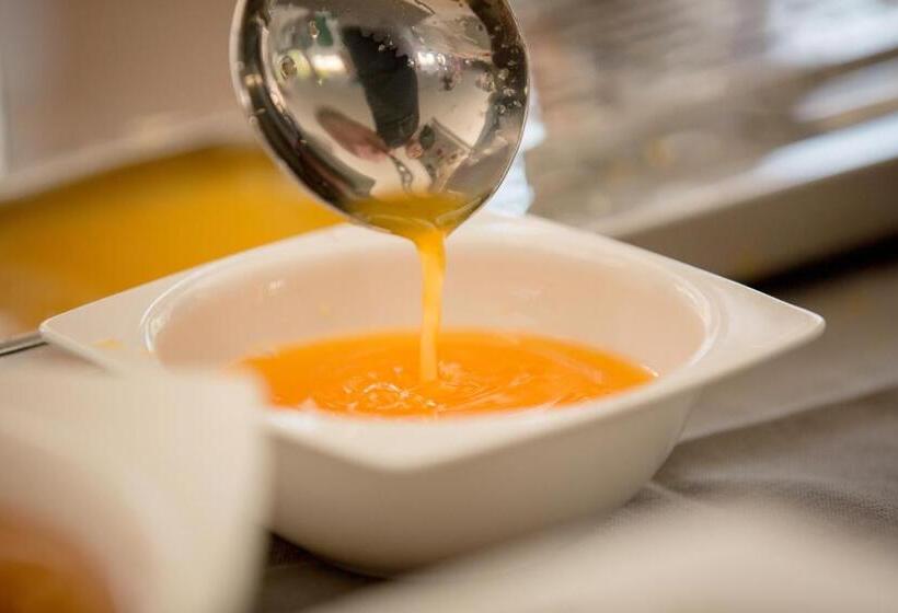 Limnades Hotel İznik