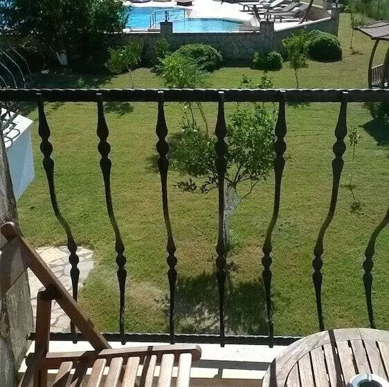 Bed and Breakfast Villa Mercan