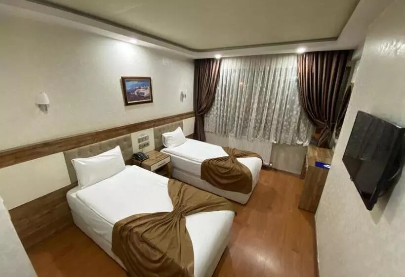 هتل Grand Zara