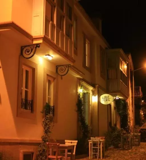 هتل Gule Cunda
