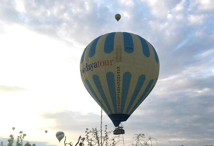 בית מלון כפרי Kemal's Guest House