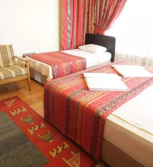 هتل Konya Dervish