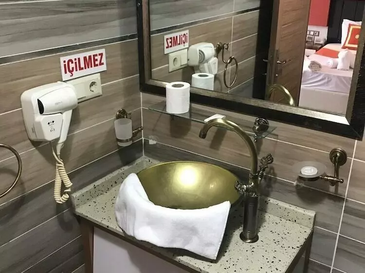 ホテル Ozcelik