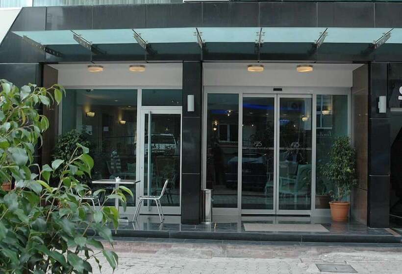 هتل Ziyapasa Park