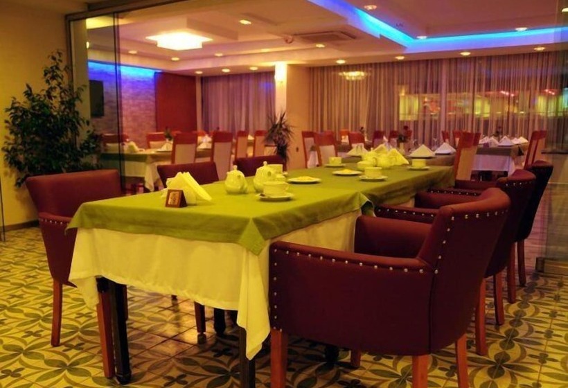 هتل Ziyapasa Park