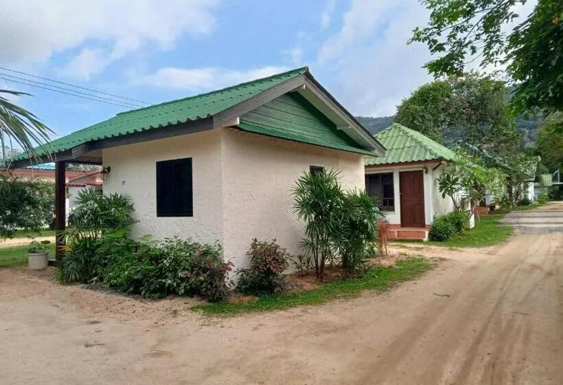 Bangpo Resort