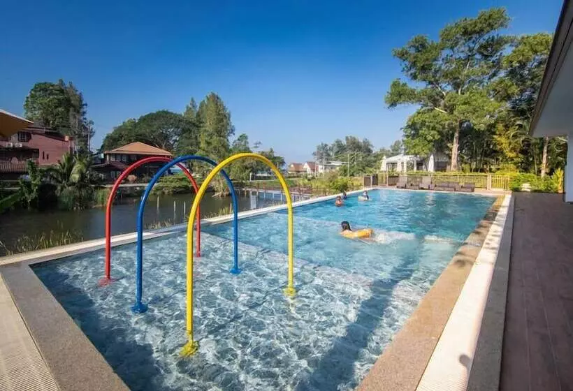 Hotelli Baan Imm Sook Resort
