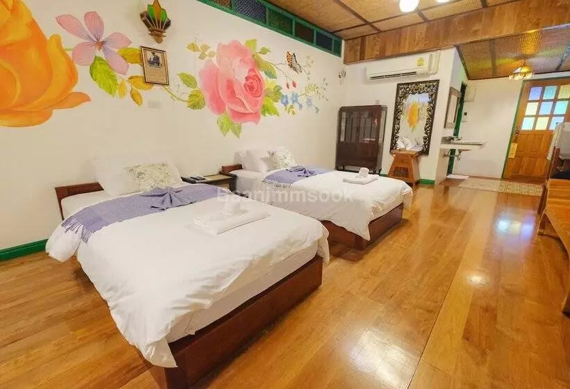Hotelli Baan Imm Sook Resort