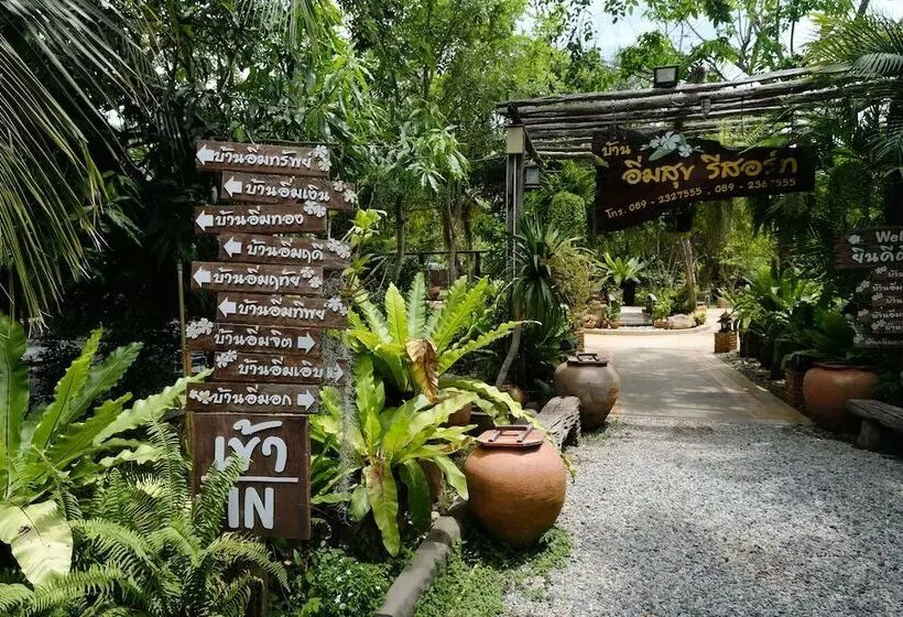 Hotelli Baan Imm Sook Resort