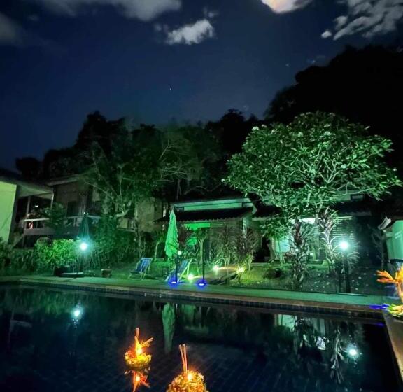 Szálloda Grand Tree