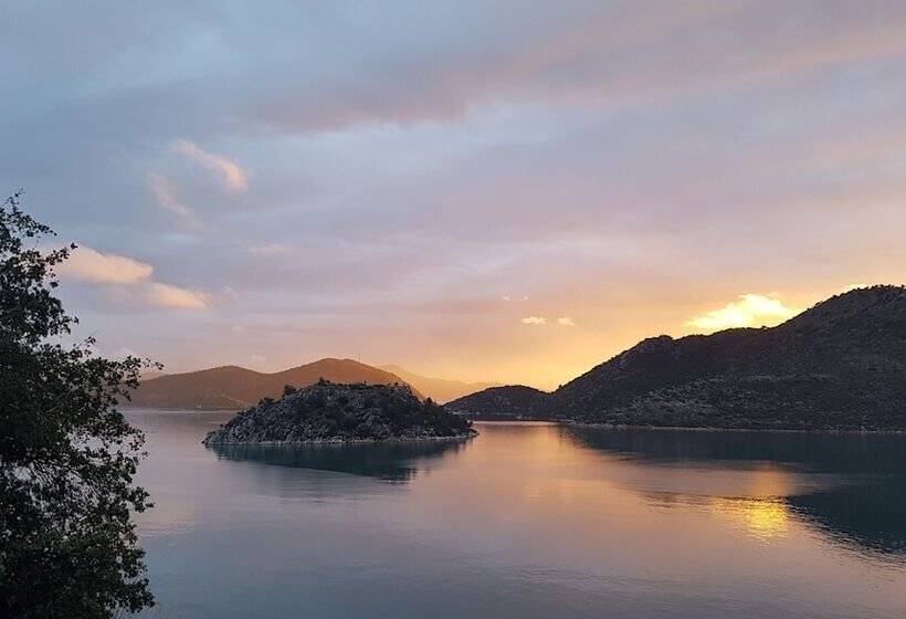 Hotell Lemon Garden Boutique