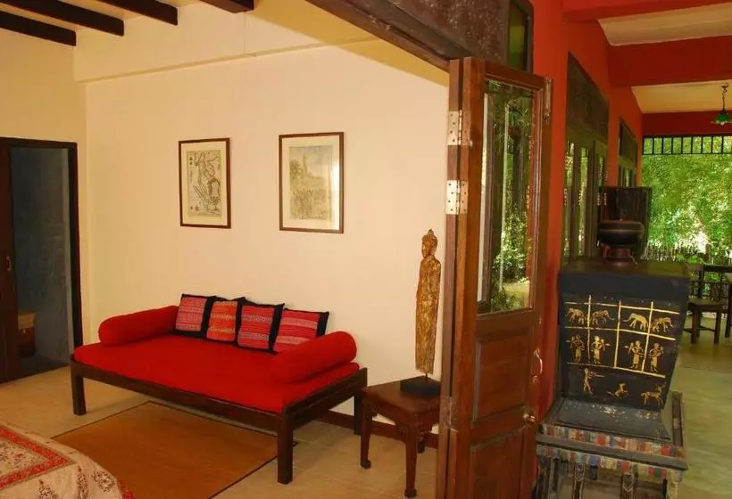 تختخواب و صبحانه Maison De Sukhothai