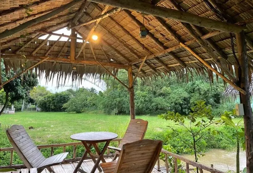 Chiang Dao Hostel