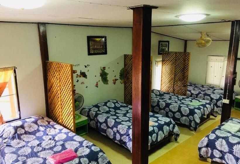 Chiang Dao Hostel