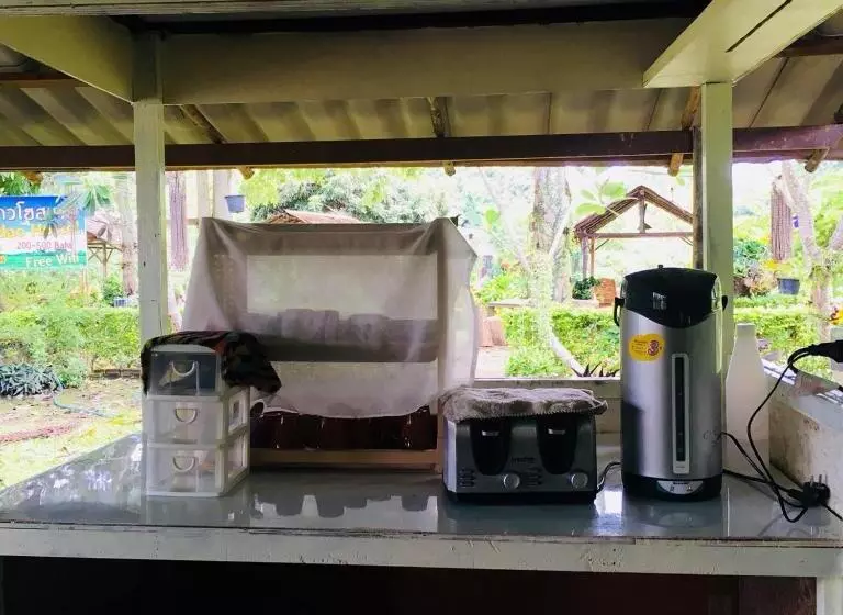 Chiang Dao Hostel